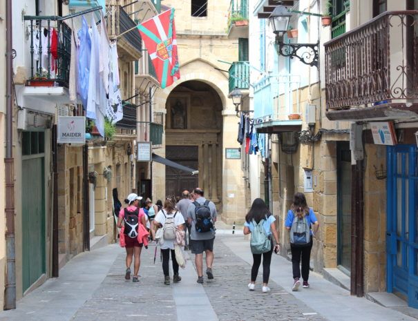 Visita bodega txakoli - Zarautz - Tour Camino de Santiago - Earra Tours