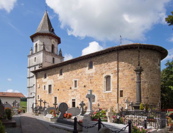 ainhoa-church- france-basque-country-Earra-Tours