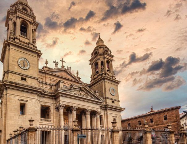 pamplona-tour-Earra-Tours.4