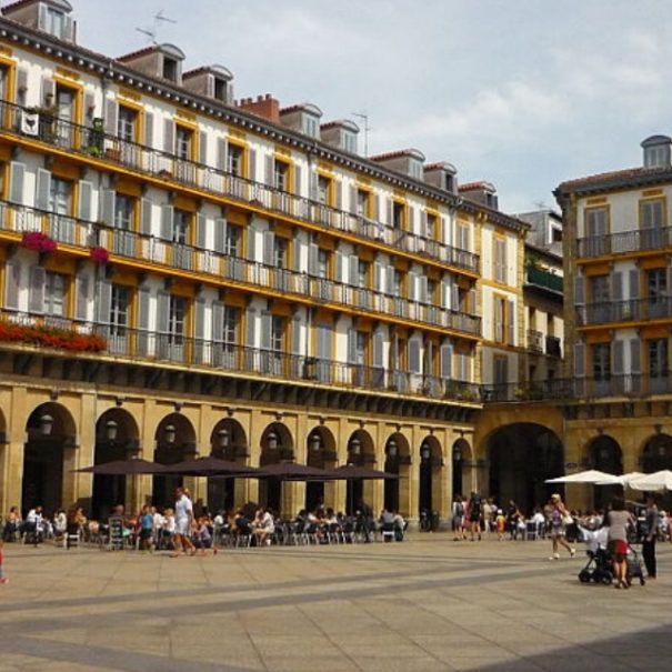parte-vieja-san-sebastian-earra-tous